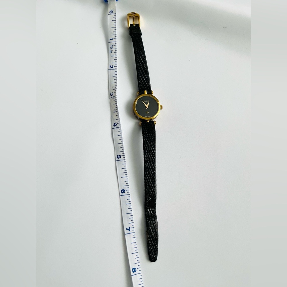 Ladies GUCCI lovely DRESS watch💖💖 - Picture 6 of 15